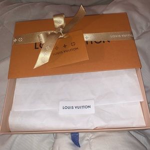 LOUIS VUITTON GIFT WRAP BOX